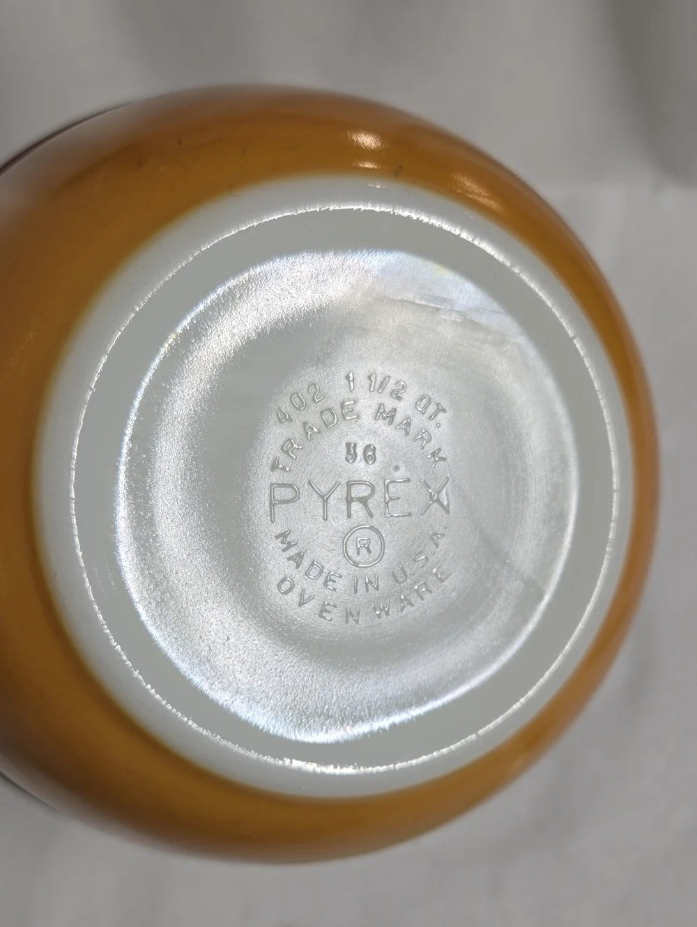 Pyrex vintage ombre